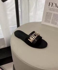 Ladies’ Signature Logo Slide Sandals